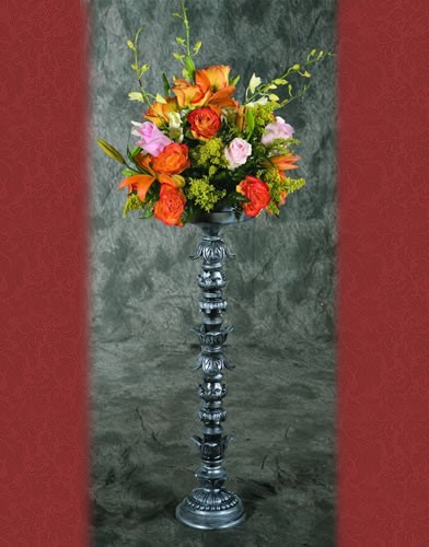RA 10 RENT BASE: 6.5•HEIGHT:29 Silver and Black Flower Holder