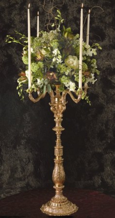 GC 50 BASE: 12 • HEIGHT : 40 Zinc Metal Gold Candelabra 4 Arms