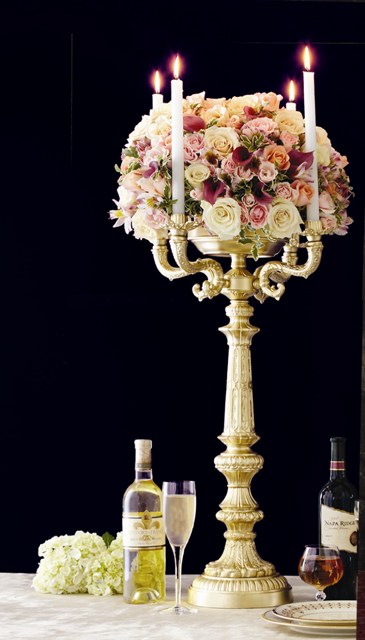 GC 46 BASE: 8 • HEIGHT : 27  Zinc Metal Gold Candelabra