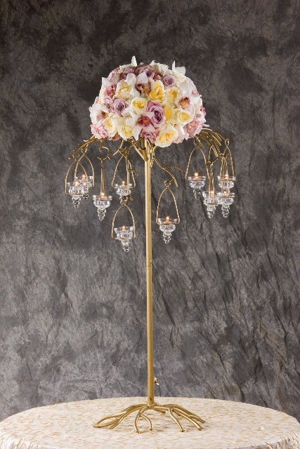 WS 93 BASE: 23 •HEIGHT: 42 Iron Palm Tree Candelabra
